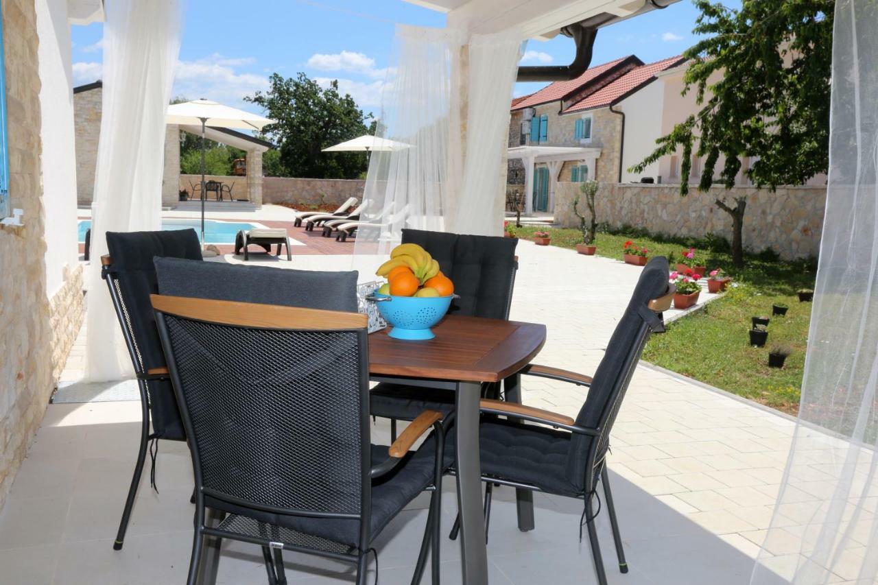 Apartament Kuce Za Odmor Brkic Lozovac Zewnętrze zdjęcie