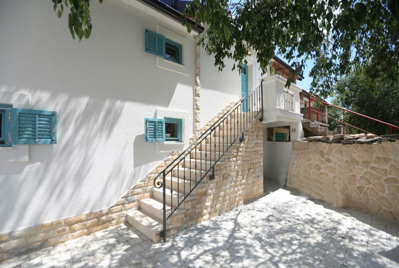 Apartament Kuce Za Odmor Brkic Lozovac Zewnętrze zdjęcie